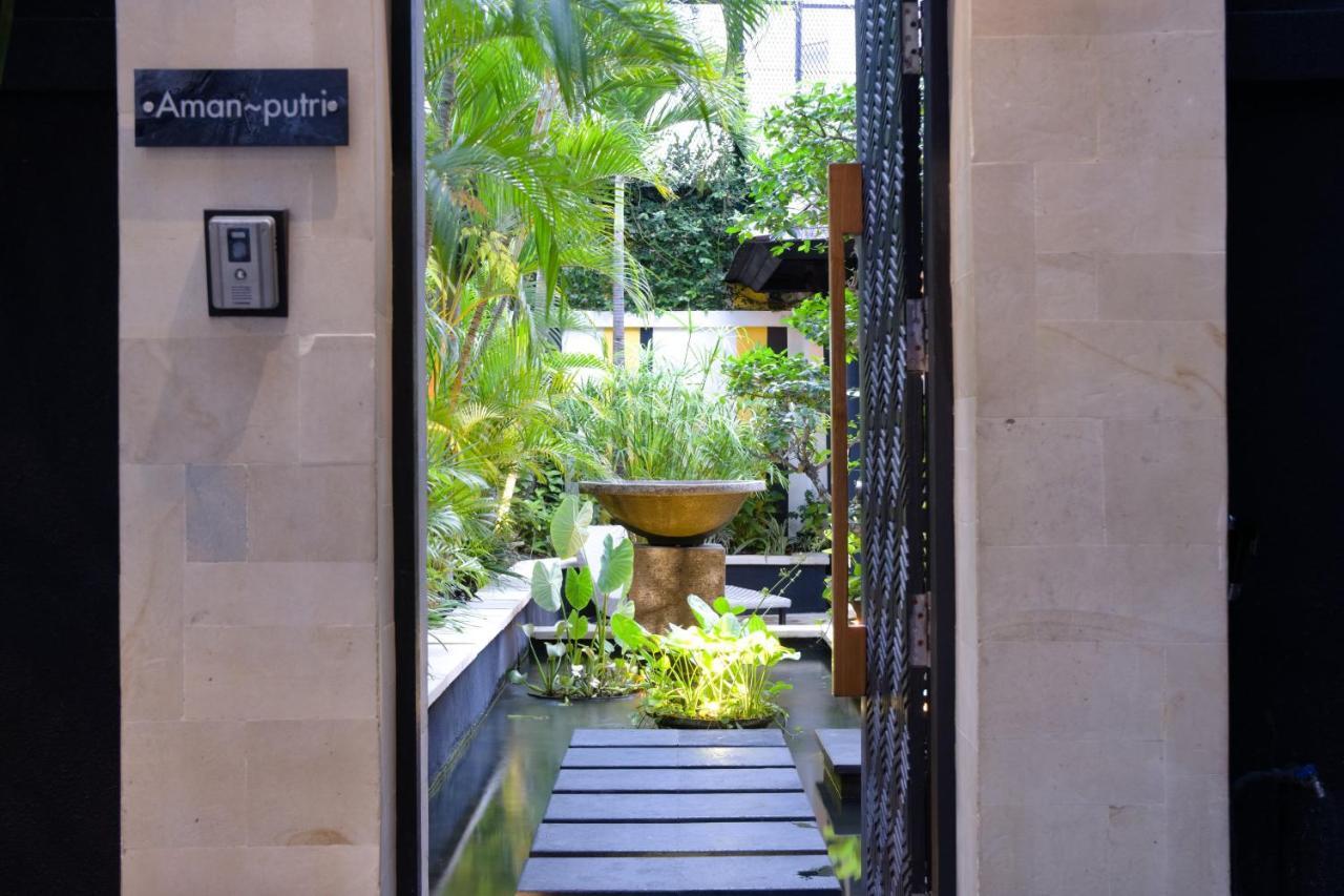 Amanputri Villa Seminyak  Exterior photo