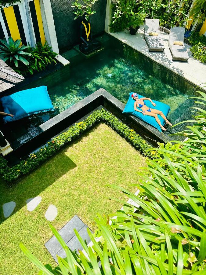 Amanputri Villa Seminyak  Exterior photo